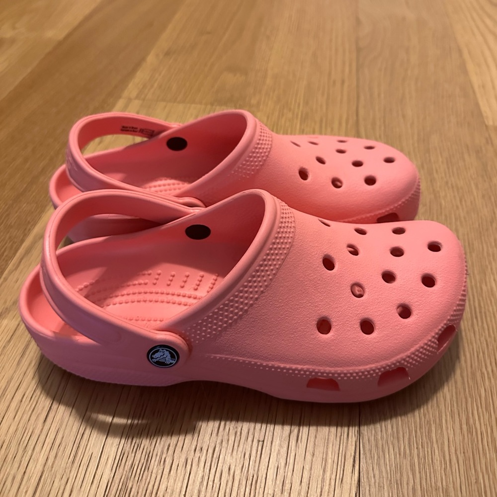 Crocs Classic Clog - Coral Pink